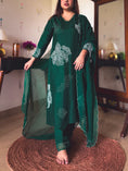 Load image into Gallery viewer, Zaara Emerald Green Hand-Embroidered Kurta Set