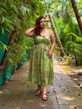 Load image into Gallery viewer, Parrot Midi Dress