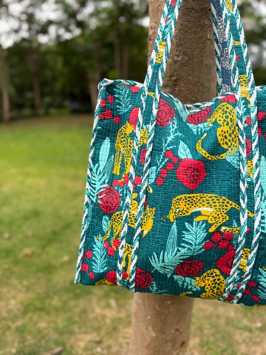 Cheetah Chaap Tote Bag