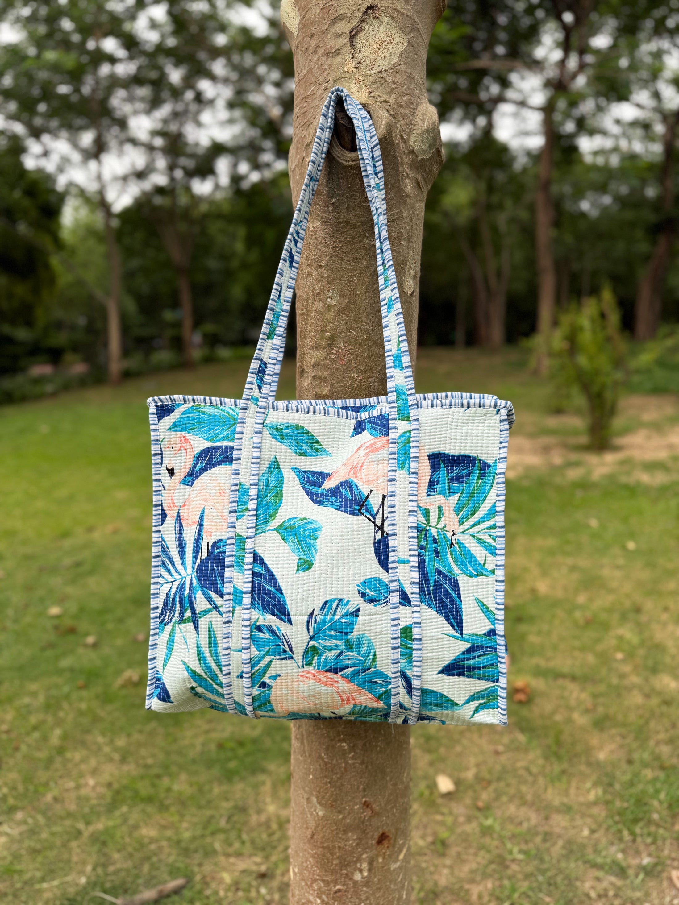 Sheesh Mahal Tote Bag
