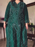 Load image into Gallery viewer, Simran Emerald Green Hand-Embroidered Kurta Set
