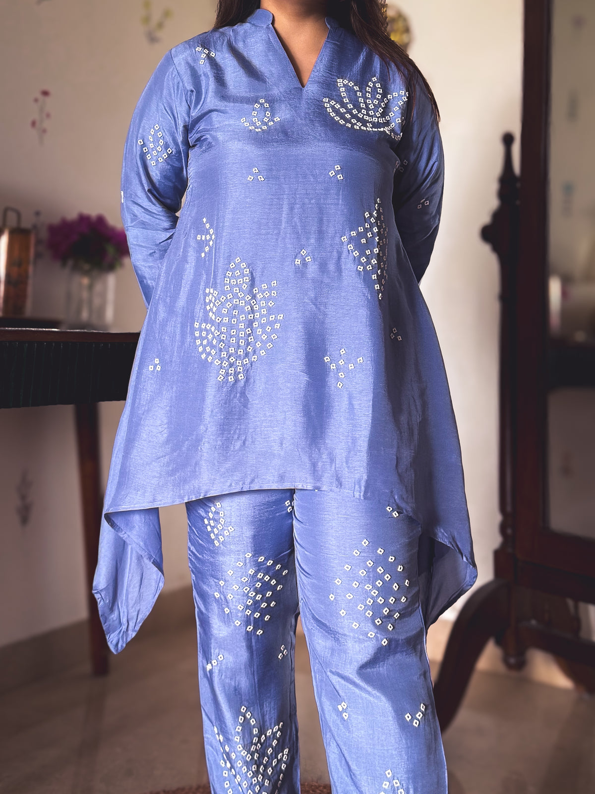 Naina Periwinkle Hand-Embroidered Co-ord Set