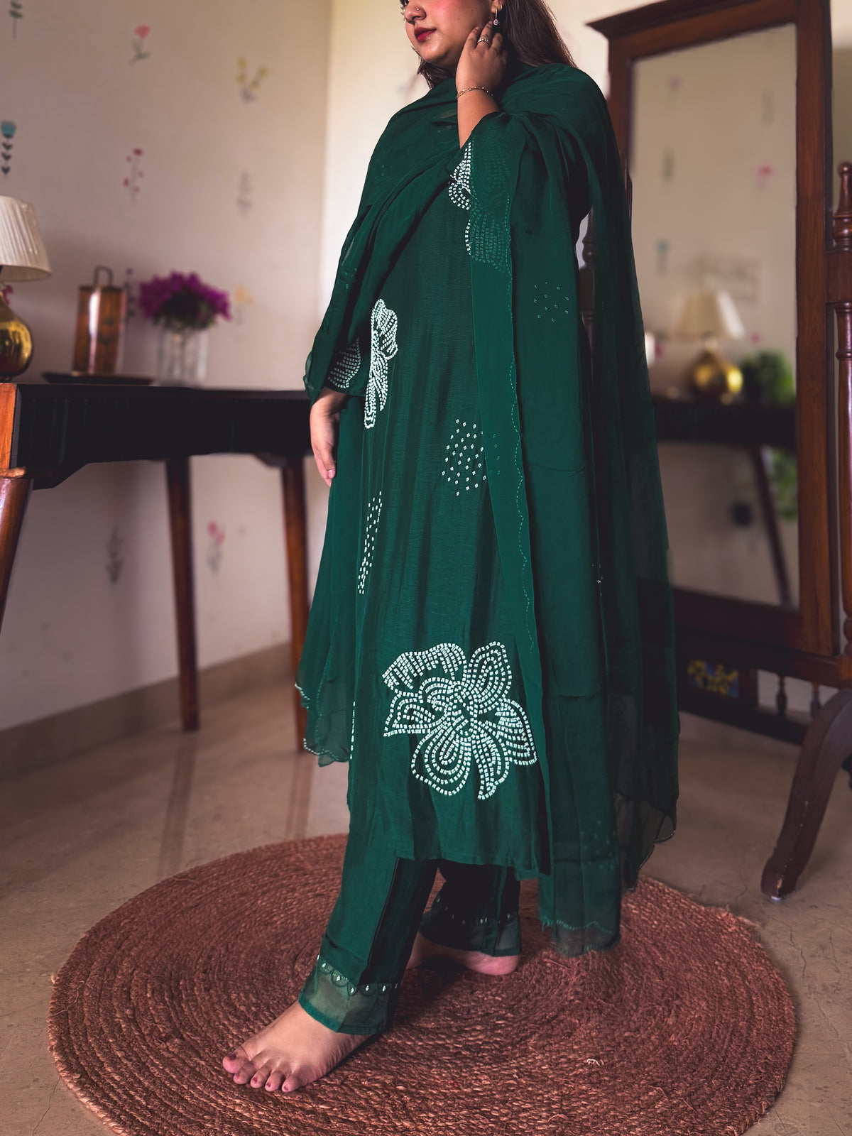 Zaara Emerald Green Hand-Embroidered Kurta Set