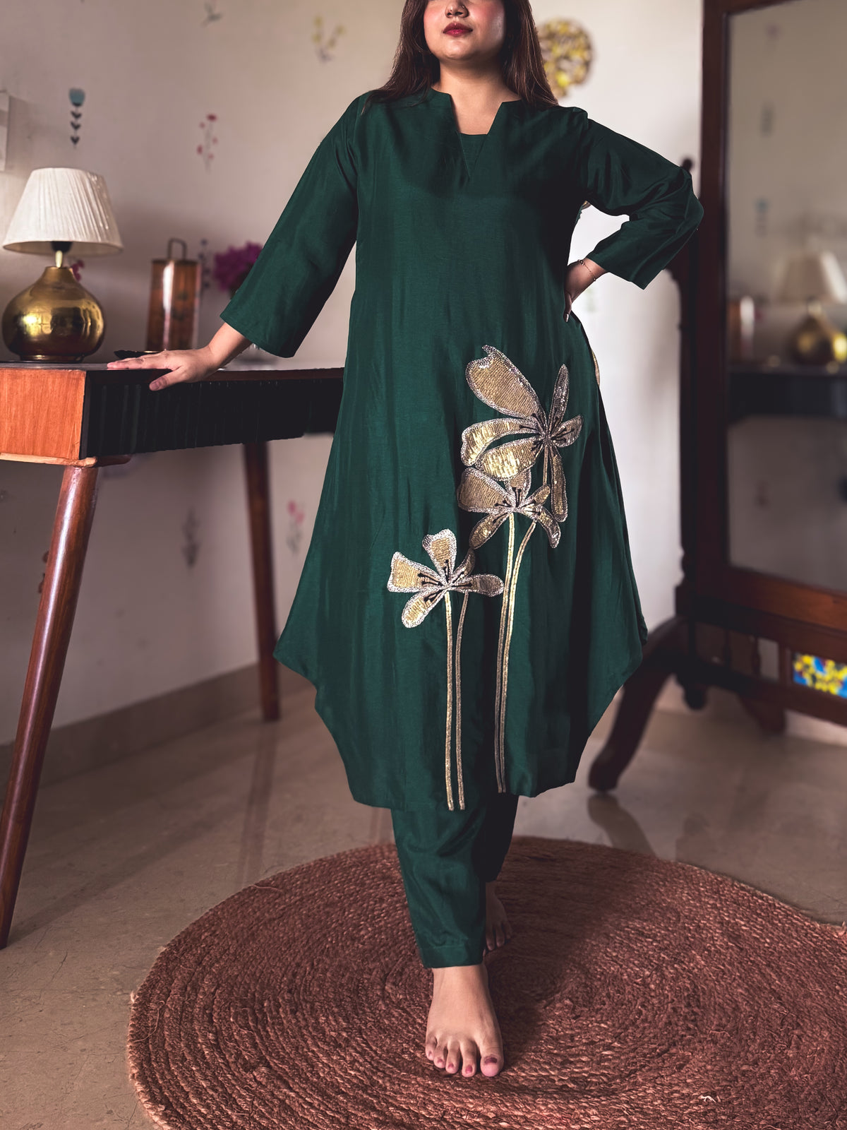 Shanti Emerald Green Sequin-Embroidered Kurta Set