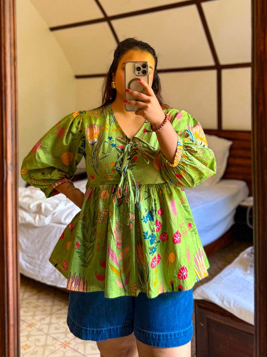 Parrot Top