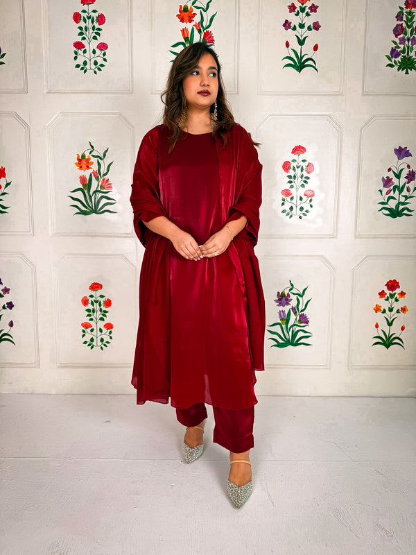 Laal Ishq Suit Set