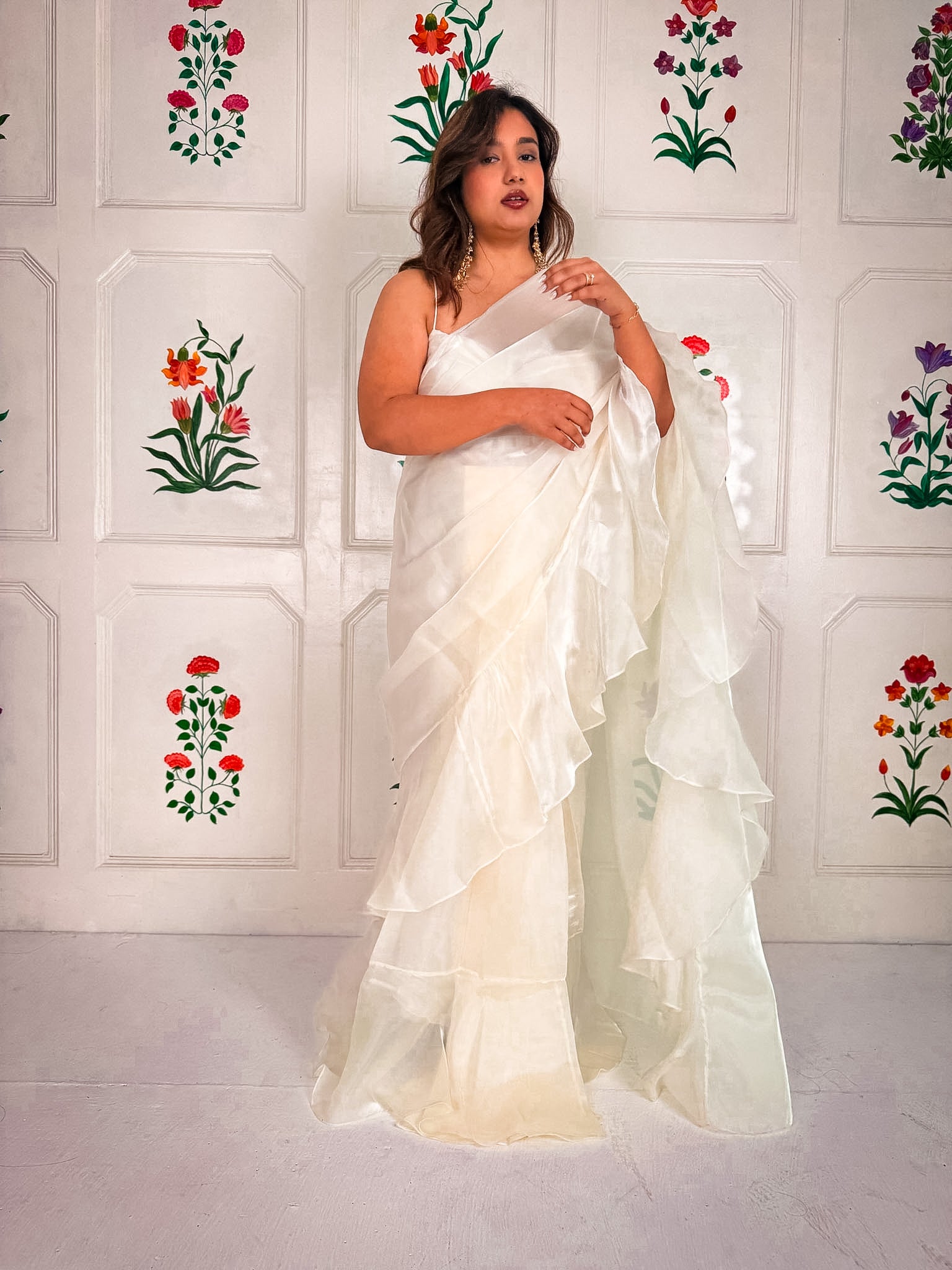 White Fooljhadi Sari Set