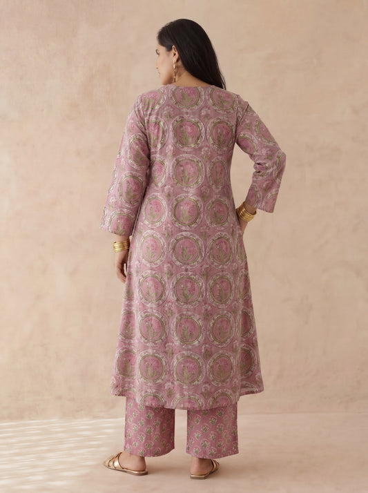 Zard Kurta Set