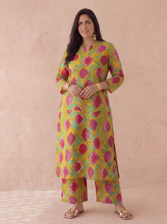 Peeli Dori Set