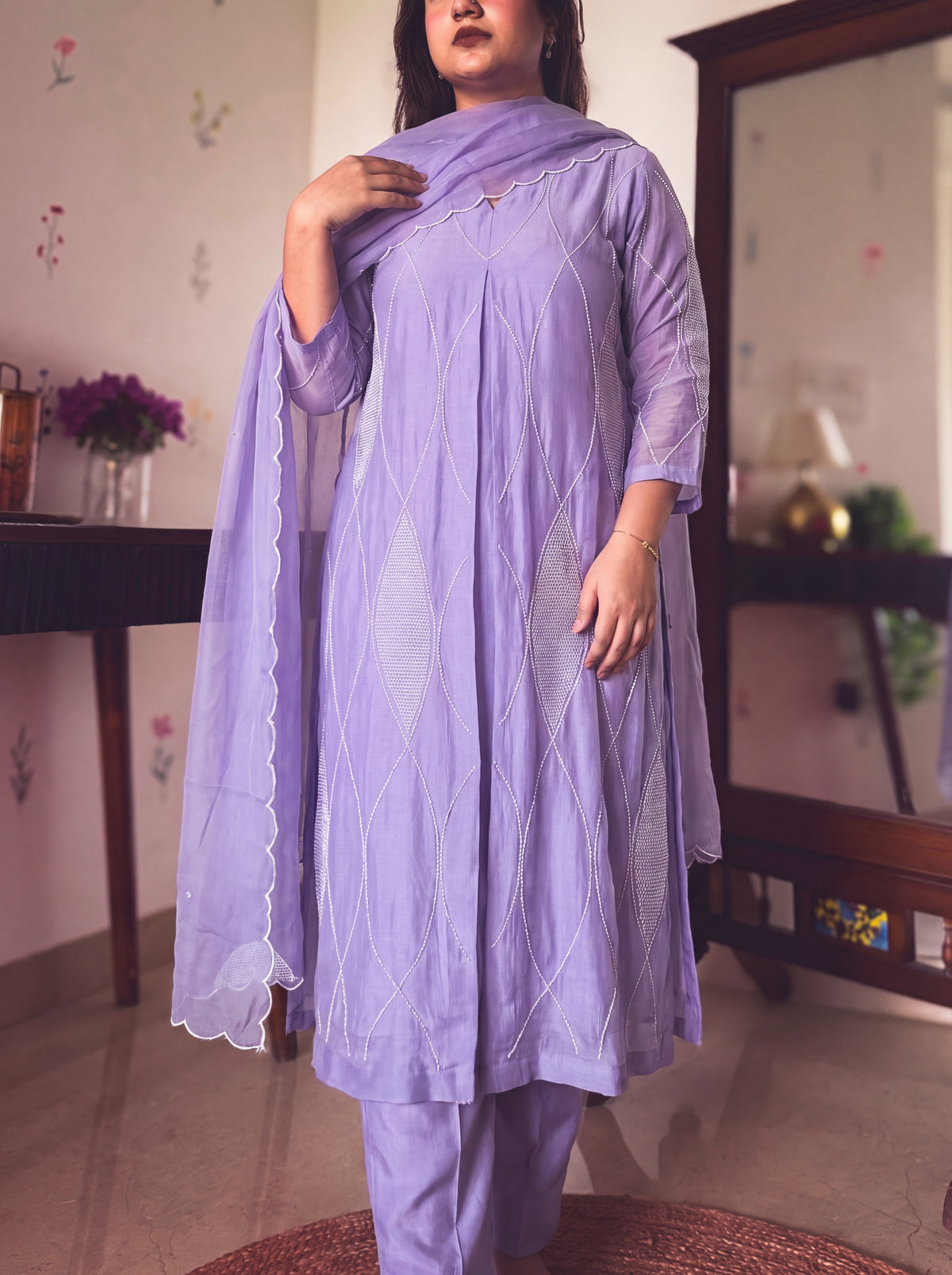 Geet Lilac Hand-Embroidered Kurta Set
