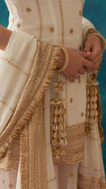Load image into Gallery viewer, Rekhta Set
