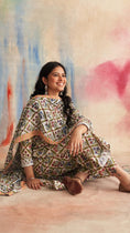 Load image into Gallery viewer, Anushika Set
